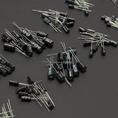 Electrolytic capacitor pack